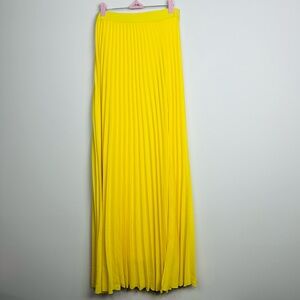 Weekend Vibrant Yellow Maxi Pleated Skirt With Slits Size Medium